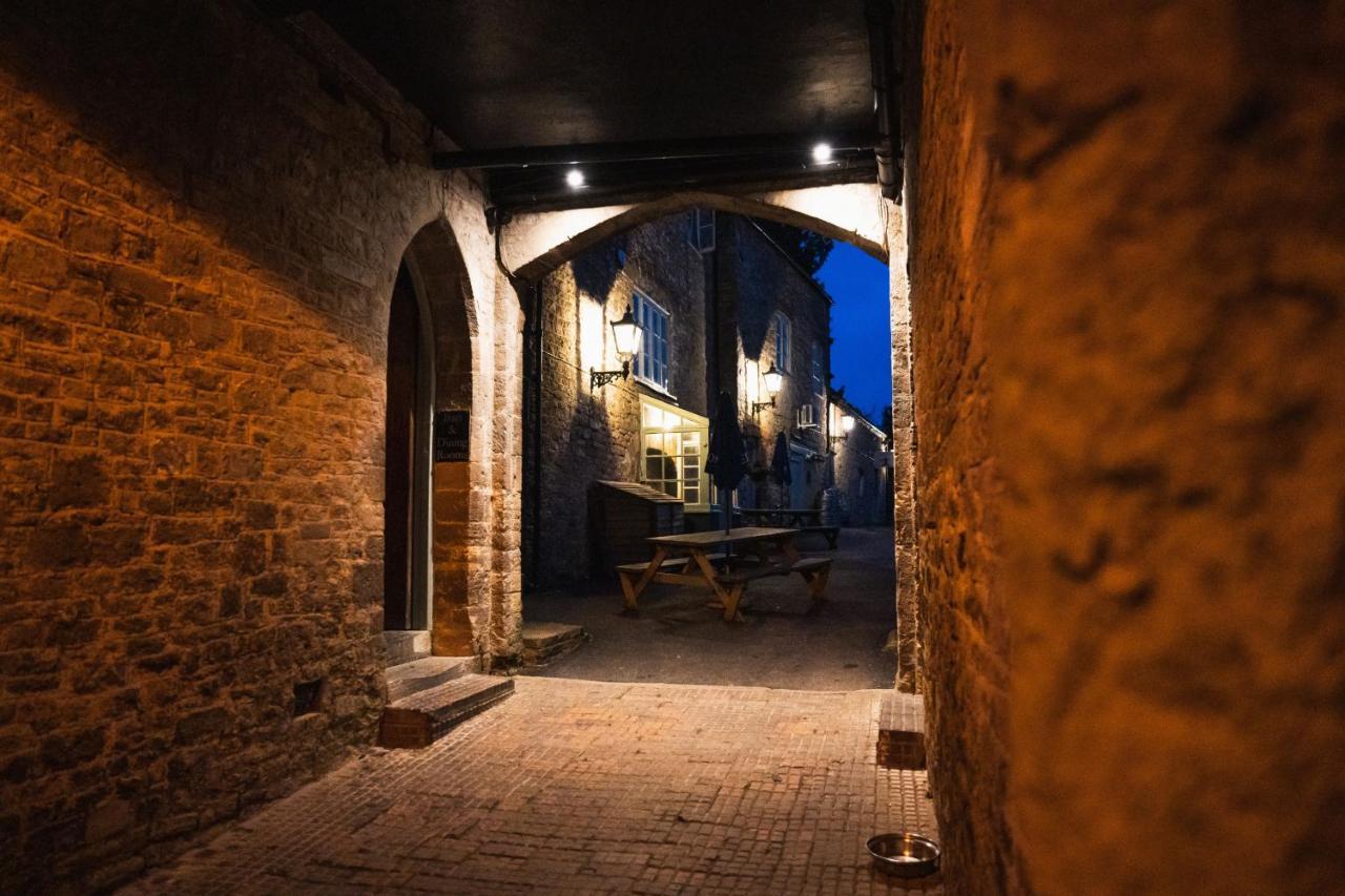 The George Inn Wedmore Exteriör bild