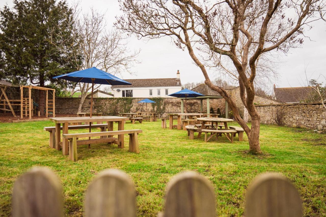 The George Inn Wedmore Exteriör bild