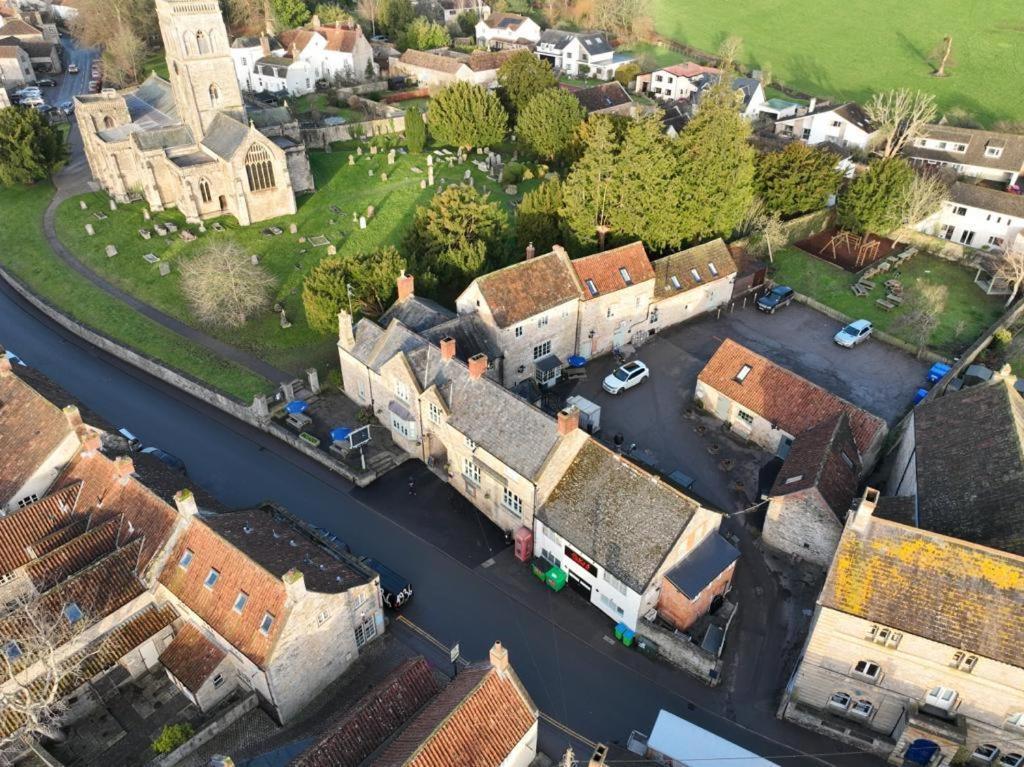 The George Inn Wedmore Exteriör bild